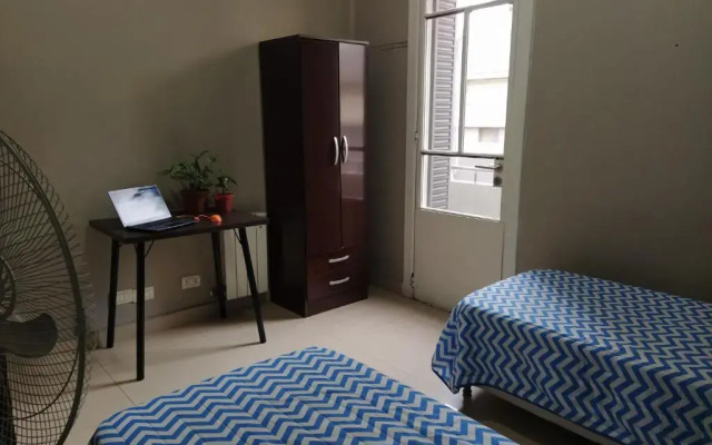 HA! 1 Resi para estudiantes