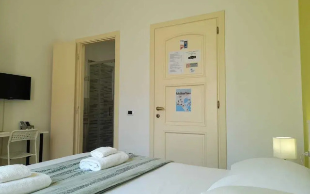 Iris Rooms