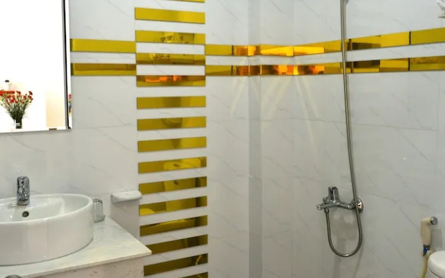 Hon Chong Cactus Hotel & Apartment