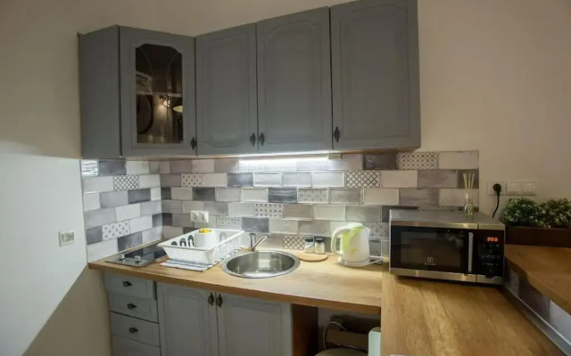 Vintage apartment near boulware