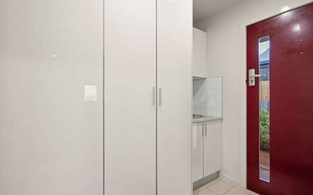 Tranquil Tranmere- City Views- 3 Bedroom