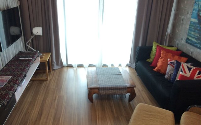 Lawang Suite Apartment With Balcony