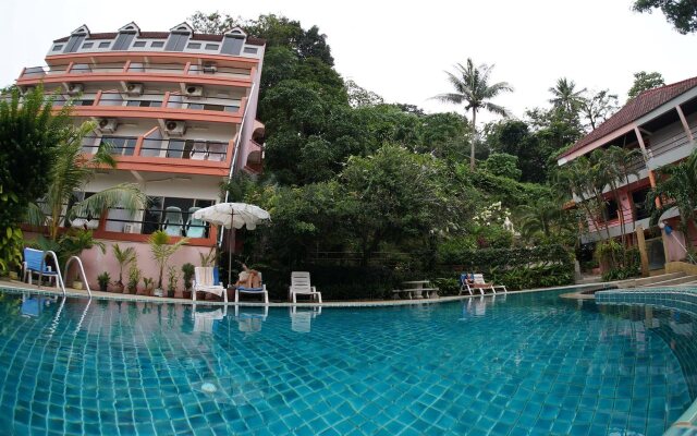 Baan Lukkan Hostel