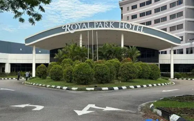 Royal Park Hotel