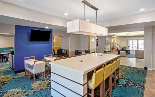 La Quinta Inn & Suites by Wyndham Ruidoso Downs