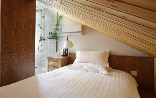 V Theme Inns Hangzhou Lingyin Villa Branch