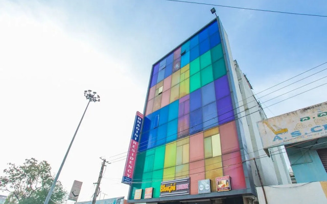 Bheemudu Hotel by OYO Rooms