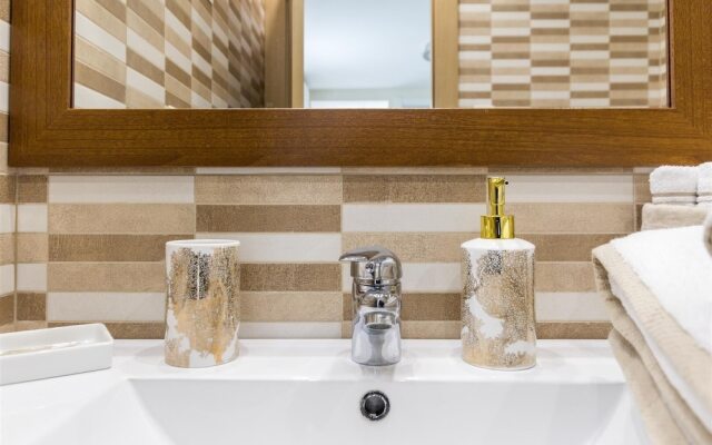 Charming Villa with Luxury Touch