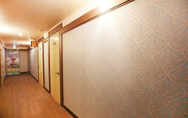 Boryeong Coconut Motel