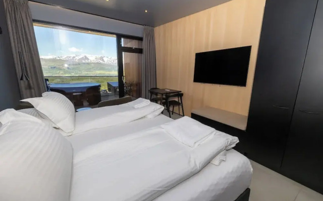 North Mountain View Suites