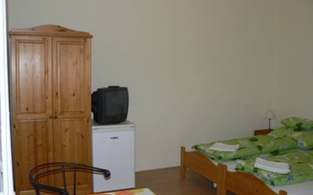 Árbi Apartman Hotel