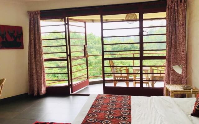 Koi Koi Cultural Village Hotel