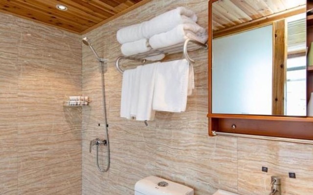 Floral Hotel Your House Yongjia