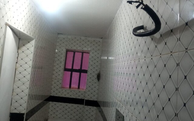 Esidai Hotel