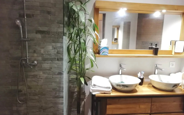 Le Jardin De Ravintsara - Adults Only