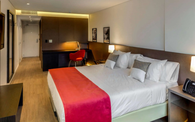 Dazzler by Wyndham La Plata