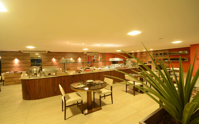 Indaiá Park Hotel