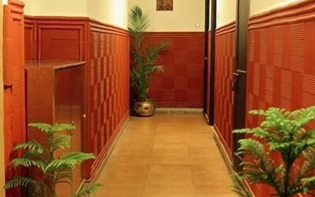 Anand Palace Hotel