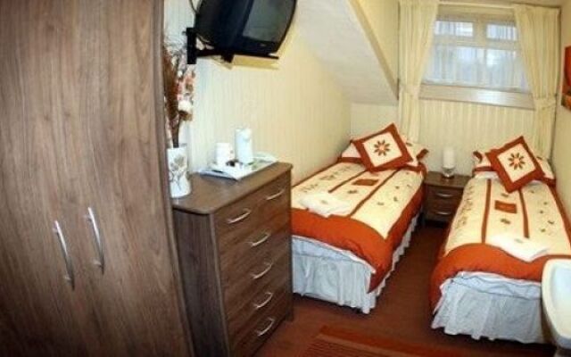 Lollys Hotel