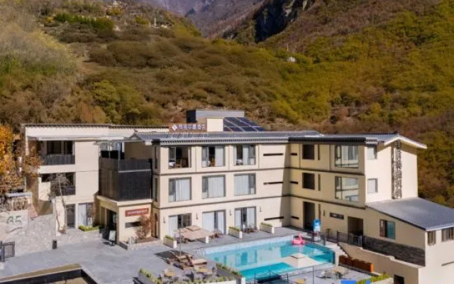 Langji Mizang Hotel – Outside – Ngawa
