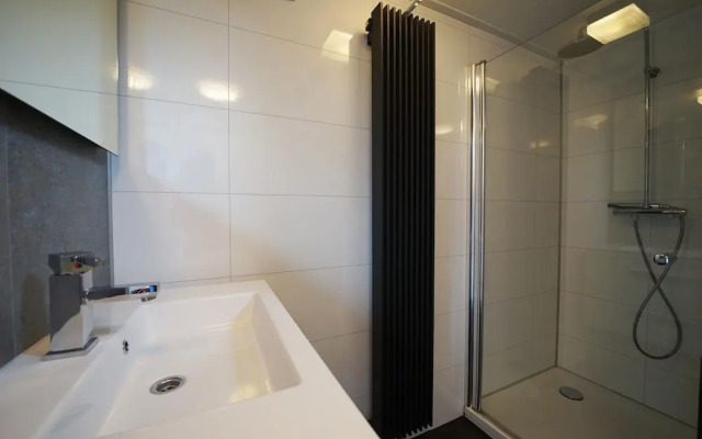 Villa With Roof Terrace Near Veluwemeer