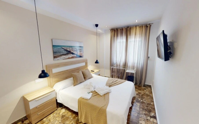 RoomBoutique32