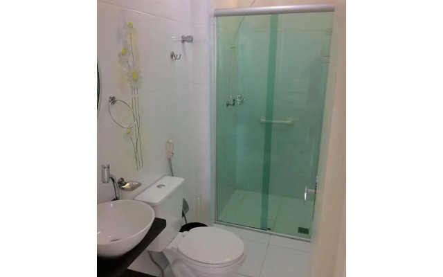 FLAT NOVO - 100M Praia Pitangueiras - Capt.Varam