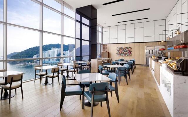 Fairfield by Marriott Busan Songdo Beach
