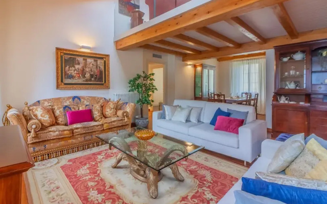 Aglaia Luxury Lake View by Wonderful Italy