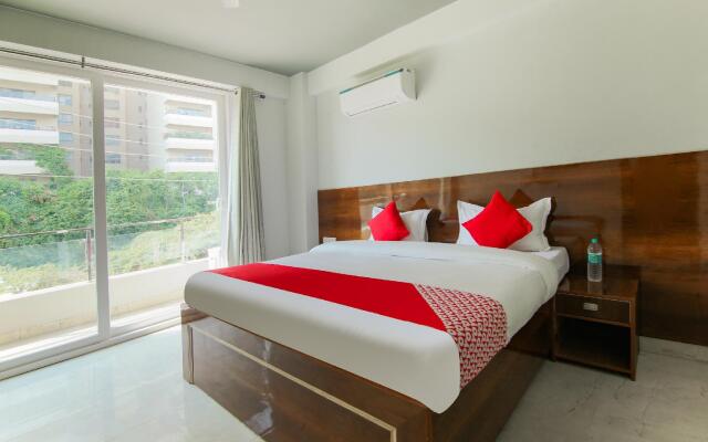 OYO 75277 Sunshine Inn