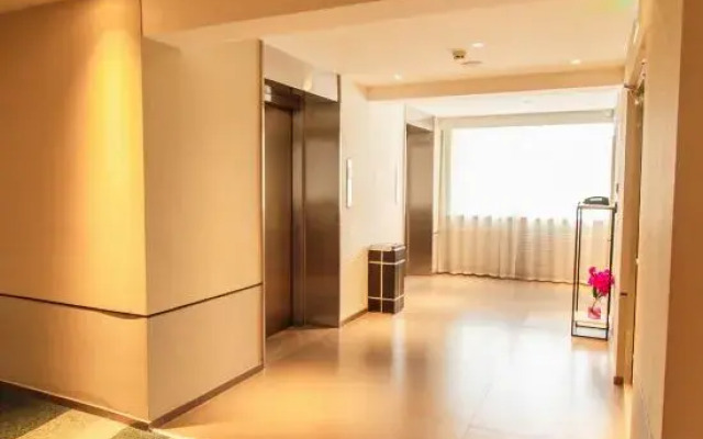 Homeinn Selected Hotel (Mudanjiang High-Speed Railway Station Pedestrian Street)