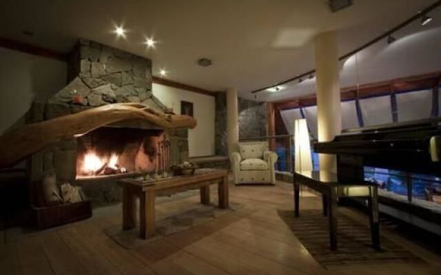 Costa Serena Aparts & Spa