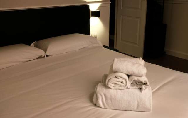 Toledo Boutique Rooms