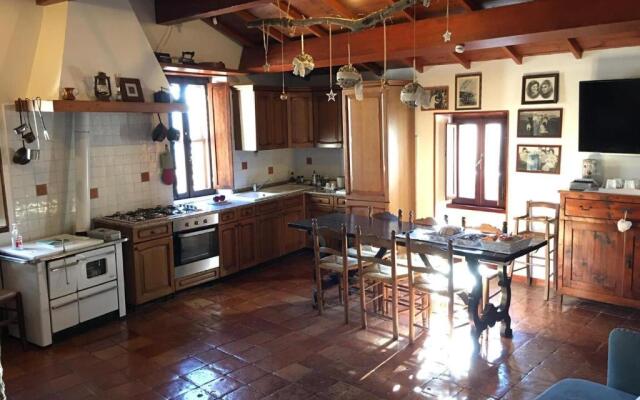 Aurora Medieval House