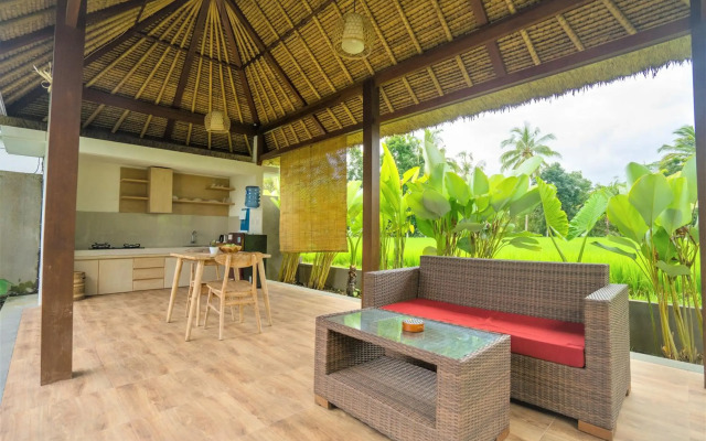 Three Gold Luxury Private Villa