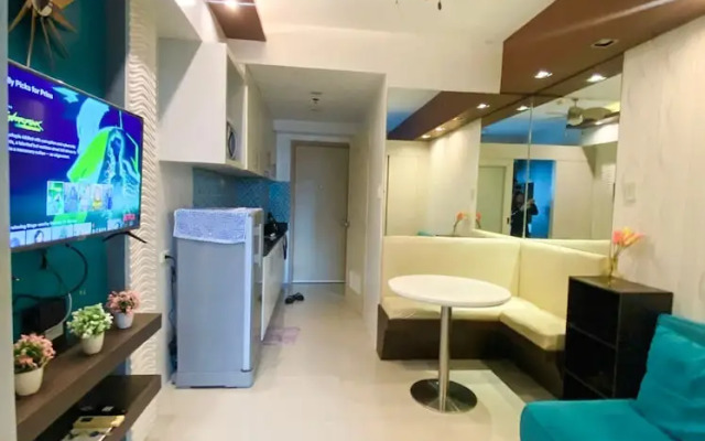 Madison Place at Sea Residences powered by Cocotel