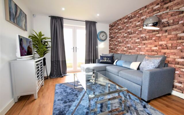 Savoy Place - yourapartment