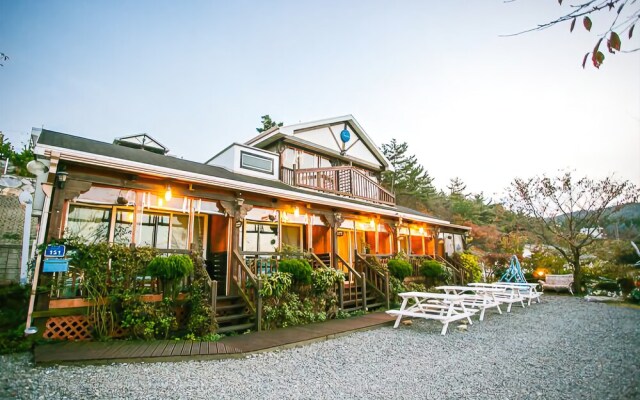 Seosan Sayblue Pension