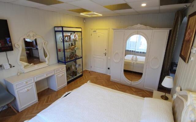 Cosy House
