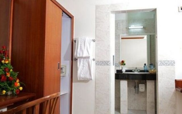 Paris Hotel