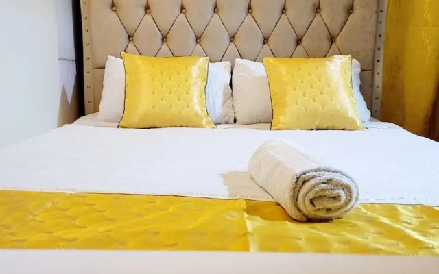 Sunrise Suites