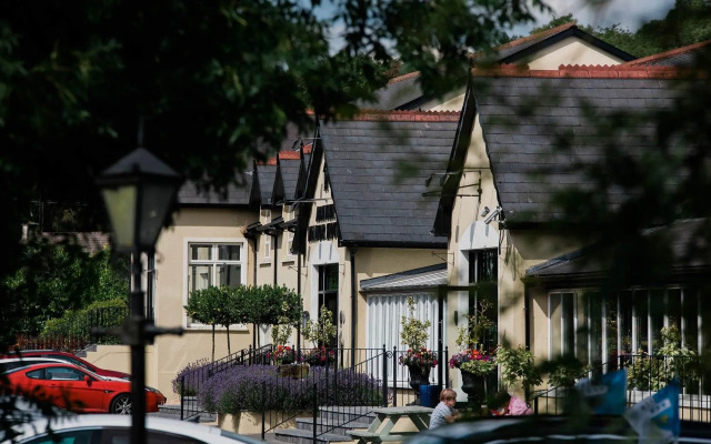 The Abbeyleix Manor Hotel