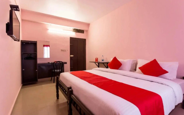 Cochin Airport Hotel By OYO Rooms