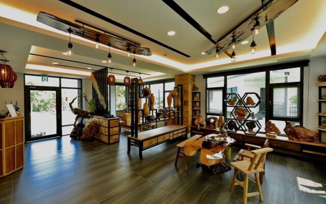 Five mountains and Three Water B&B