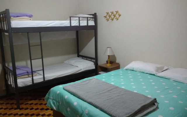 Lotus Hotel & Hostel
