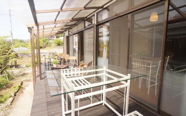 Assi House