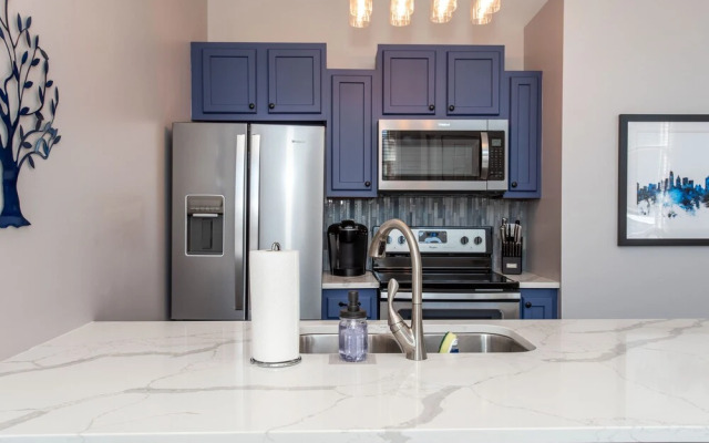 Heart of Mainstrasse Apt 1