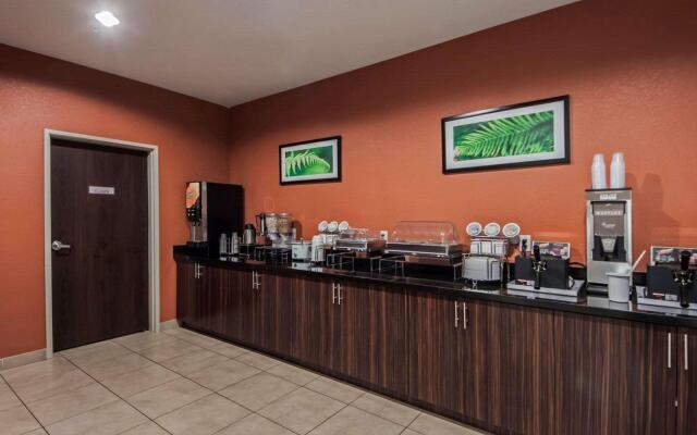 Sleep Inn & Suites