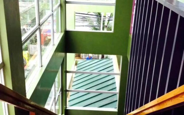 Shore Time Hotel Annex