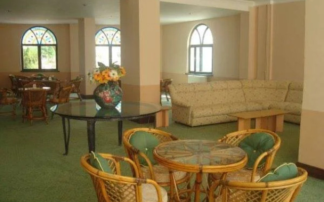 Floria Hotel
